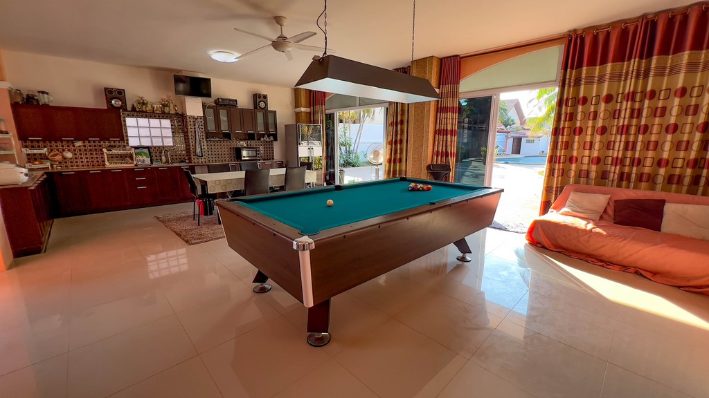 3BR Villa for sale Udon Thani by Owner